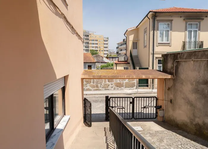 Stylish & Spacious By Hostwise Apartment *