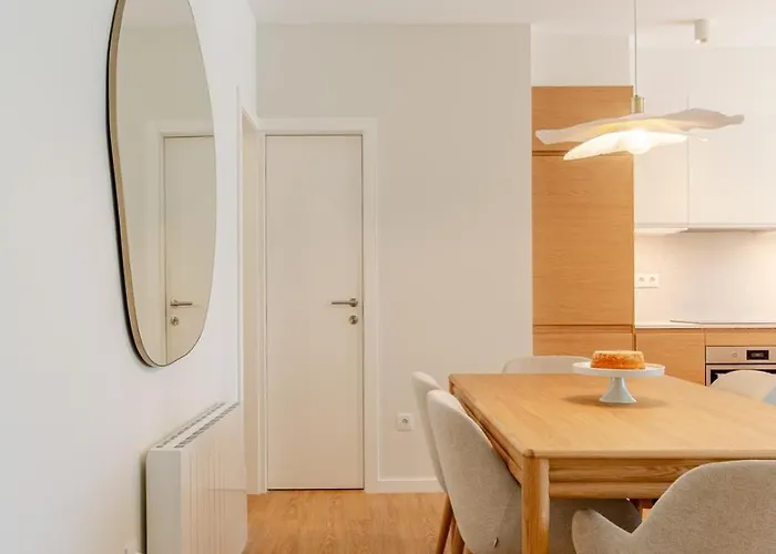 Stylish & Spacious By Hostwise Apartment Porto