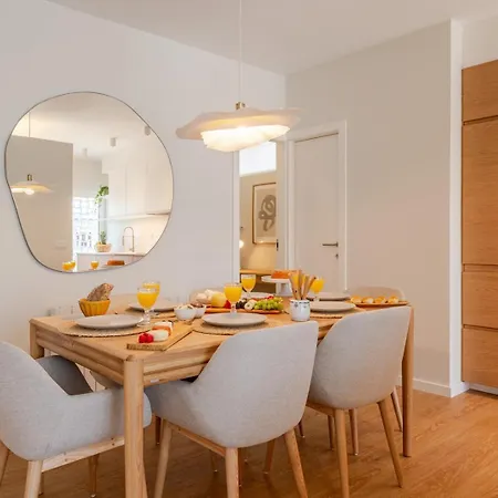 Stylish & Spacious By Hostwise Porto