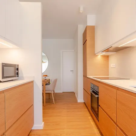 아파트 Stylish & Spacious By Hostwise *