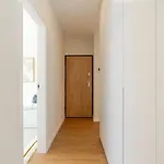 Stylish & Spacious By Hostwise