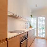 Apartment Stylish & Spacious By Hostwise